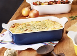 4.7 Quart Rectangular Baker by Emile Henry